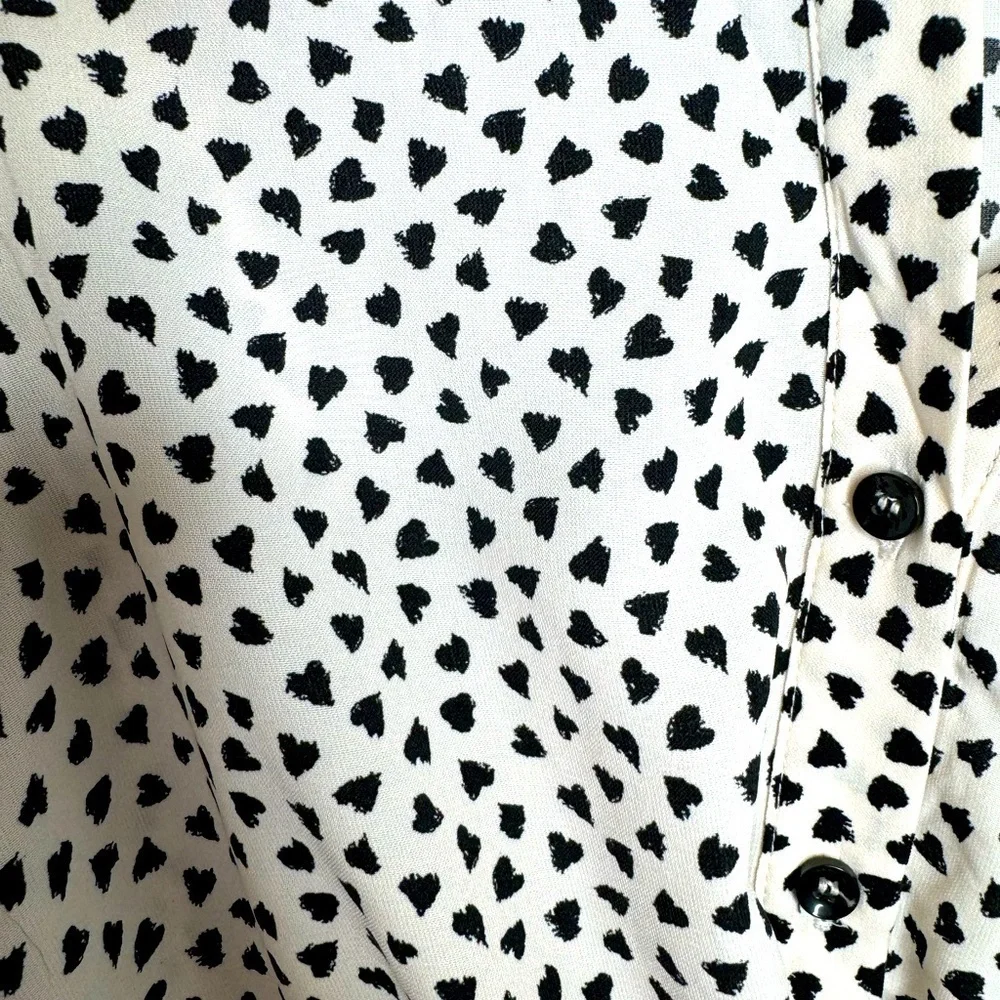 Women’s medium Sweet Rain blouse - Picture 2 of 4